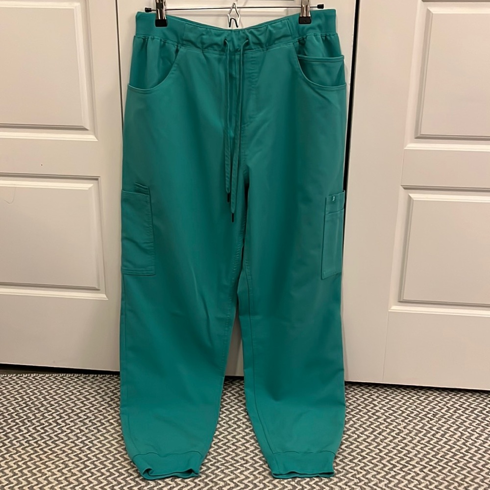 Mesh pocket men’s jogger scrubs large surgery green jaanuu